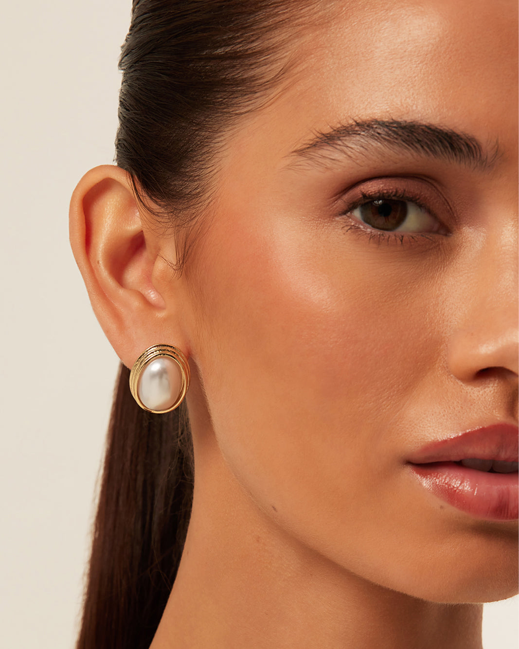 MARILYN EARRINGS - GOLD-PEARL